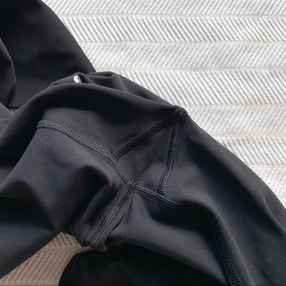 Lululemon Wunder Under High-Rise 1/2 Tight 17” - Picture 4 of 10